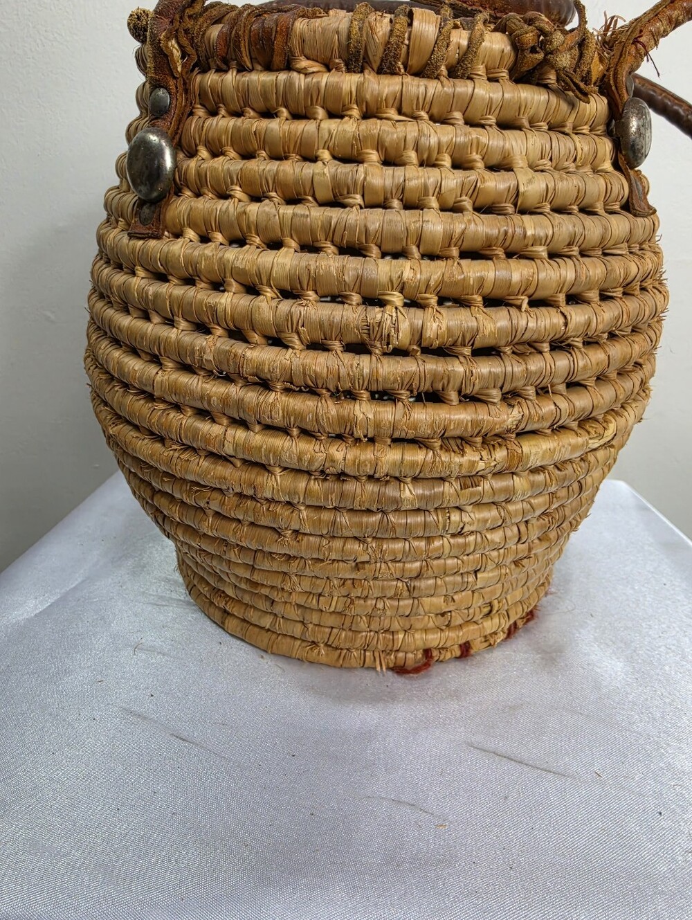 Vintage Woven Straw Bucket Bag with Green & Brown Embroidery - Picture 9 of 12